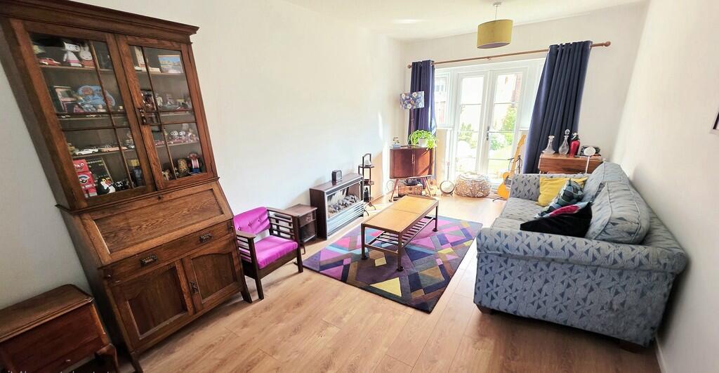 House in Brackley, West Northamptonshire - View 5