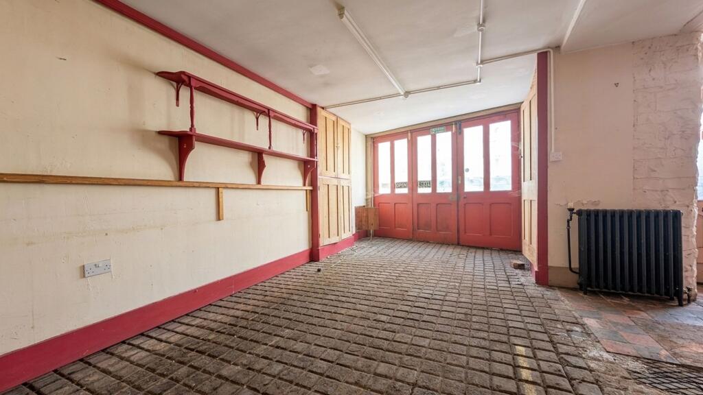 House in Monmouth, Overmonnow - View 5