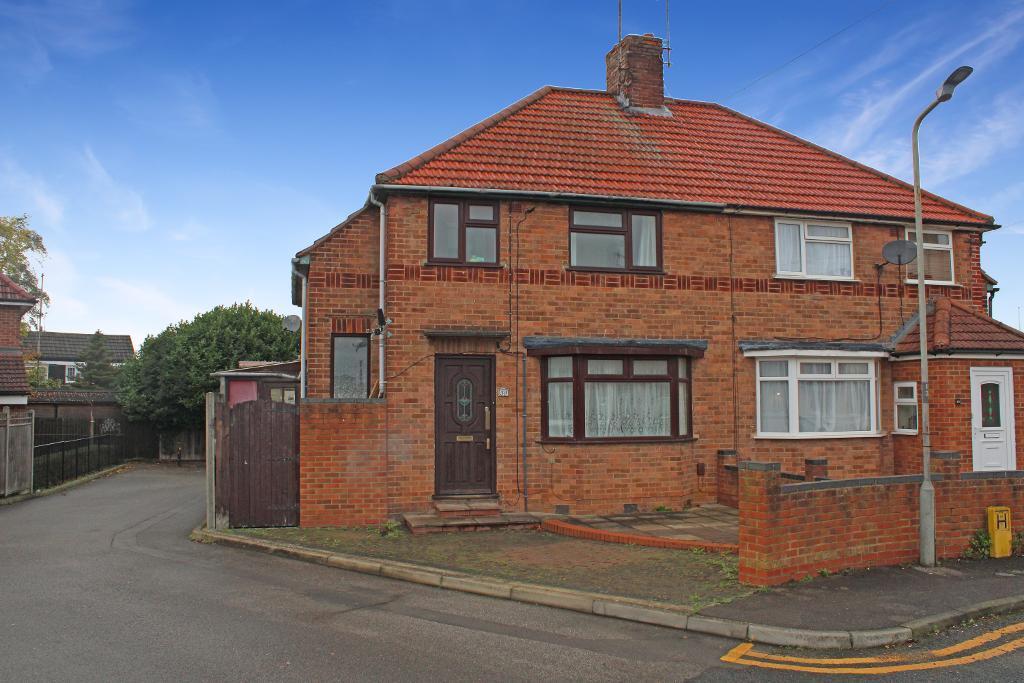 Main image of property: Saffron Street, Bletchley, Milton Keynes, Buckinghamshire, MK2 3AH