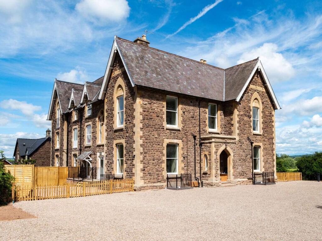 Main image of property: Walney House, 116 Aylestone Hill