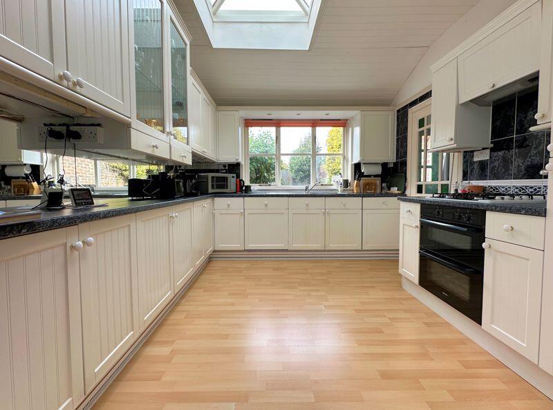 House in Portsmouth - View 3
