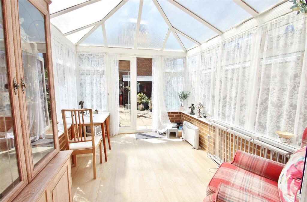 House in Verwood, Dorset - View 4