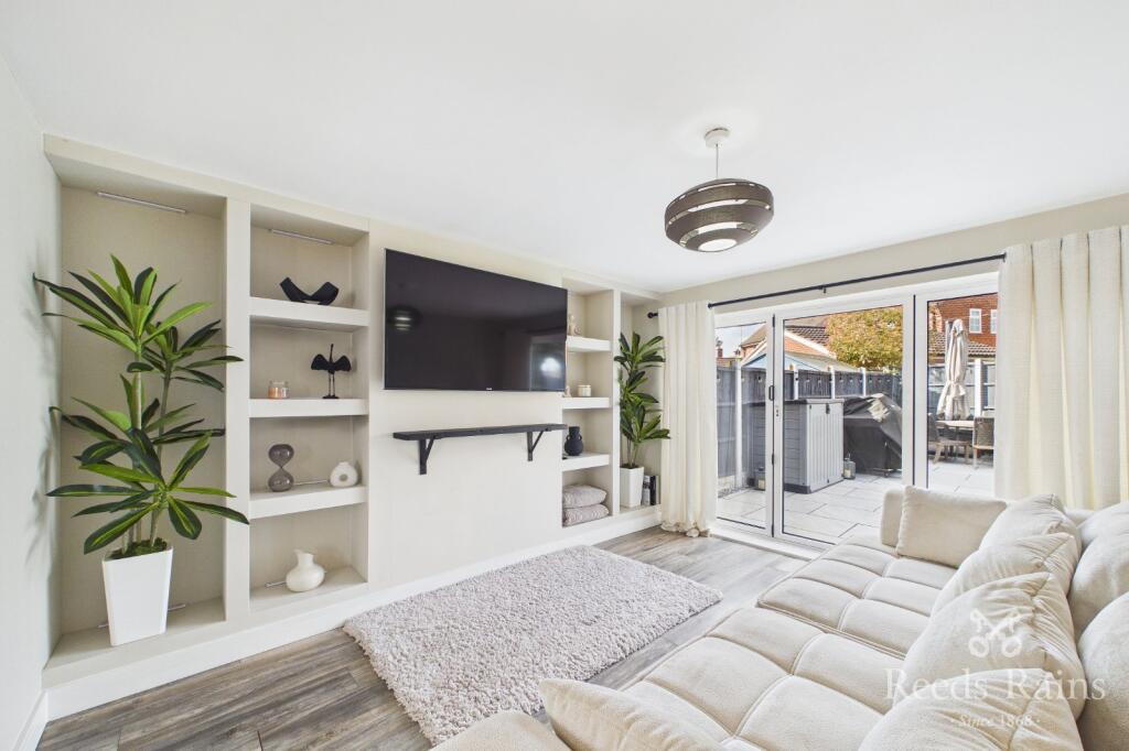 Lindrick Close, Carlton-in-Lindrick, Worksop, Nottinghamshire, S81 photo 4