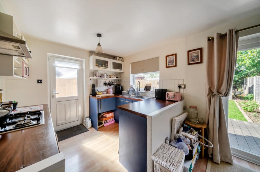 House in Lincoln, Birchwood - More