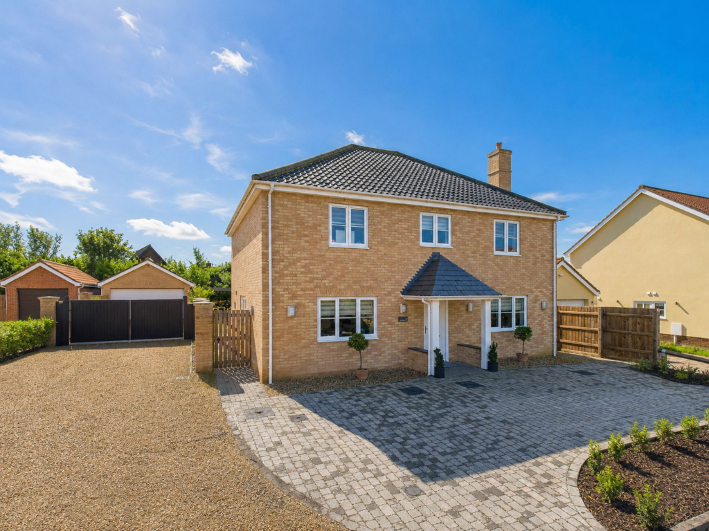 Main image of property: Symonds Close, Badwell Ash, IP31