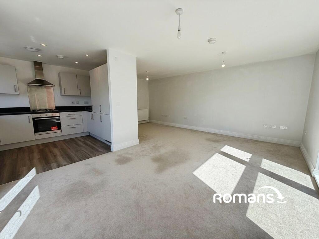 Apartment in Southampton - View 4