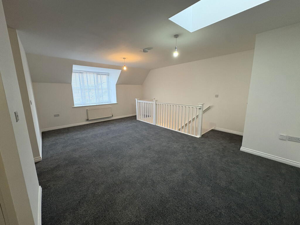 *Re-launched 2026 with NEW KITCHEN!* Manor Way, Tavistock... photo 4