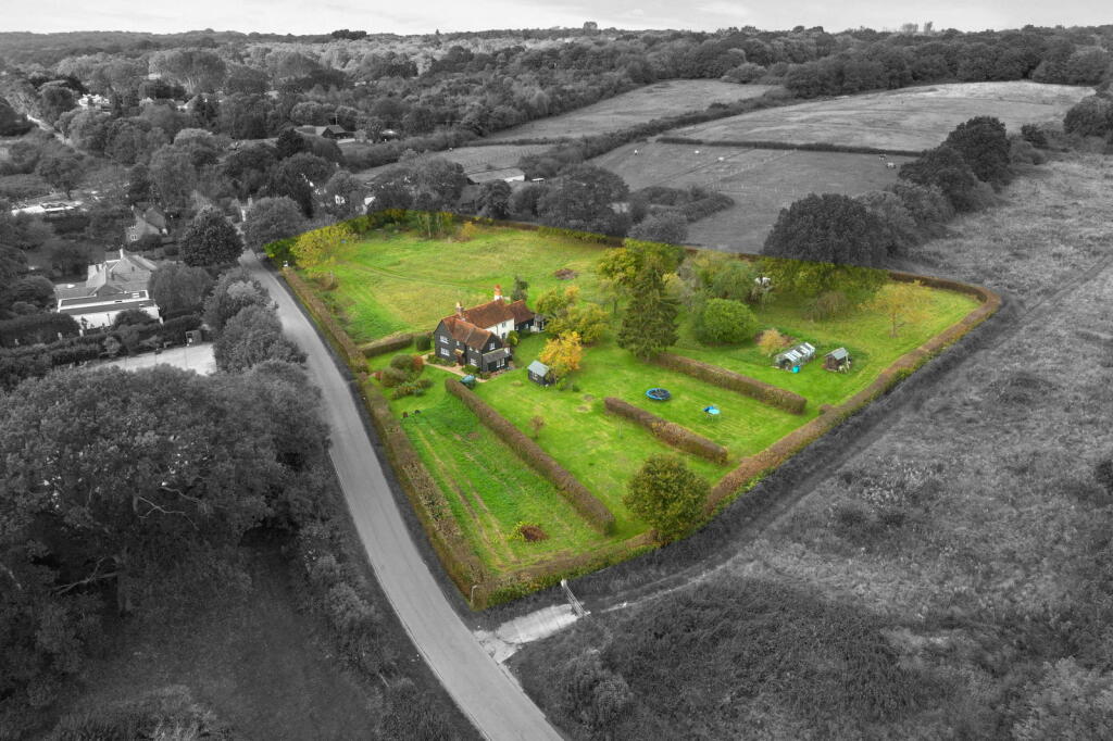 Main image of property: Wormley West End, Broxbourne, EN10 7QN