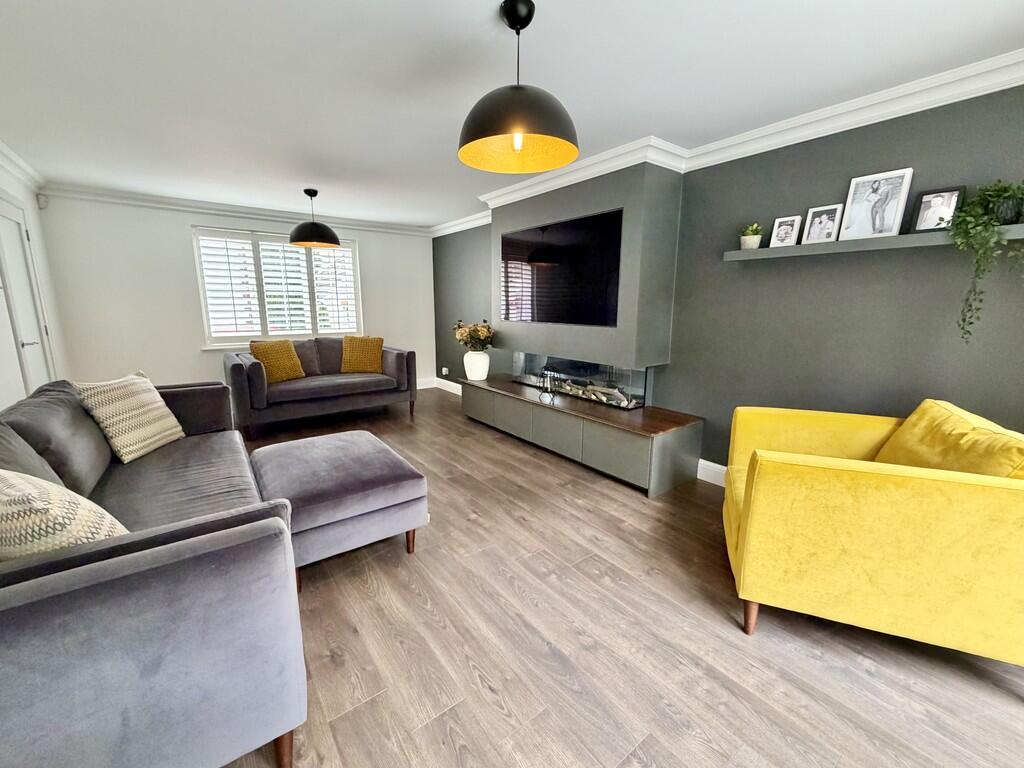 House in Corfe Mullen - View 5