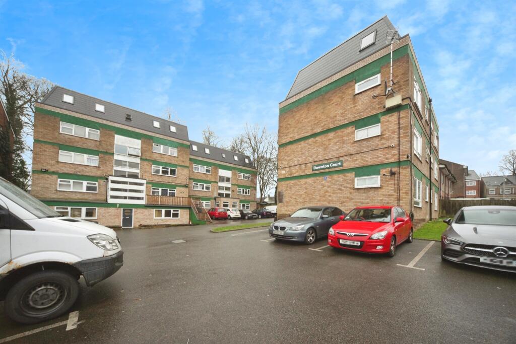 Main image of property: Brook Street, Luton