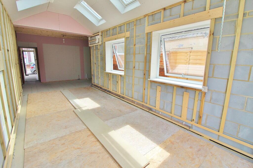 Pitcroft Road, North End - View 5