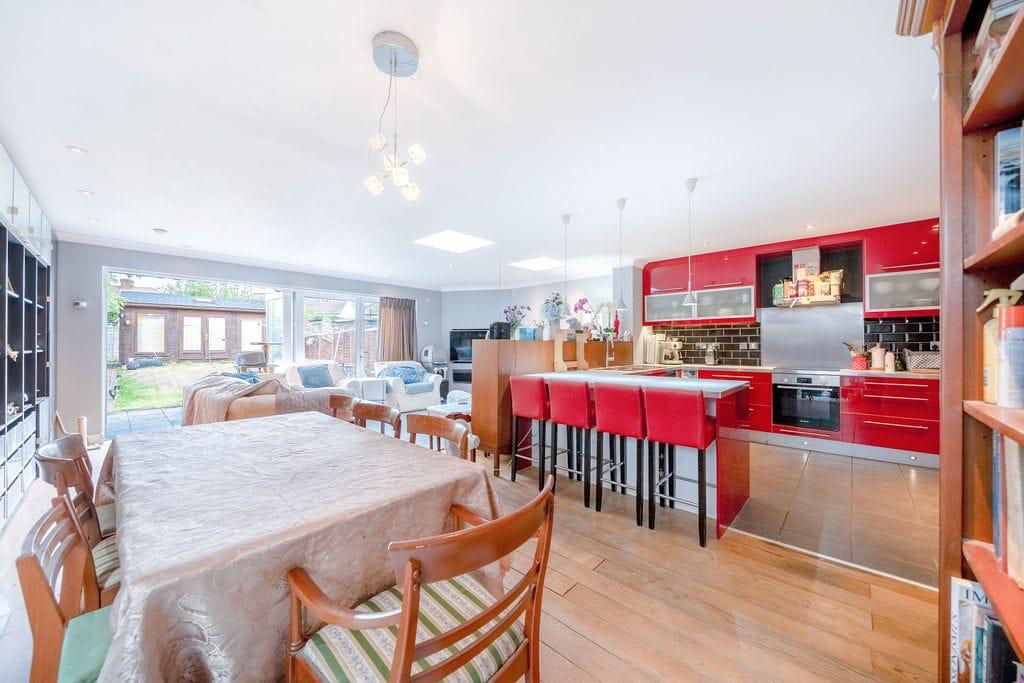 House in Richings Park, Iver - View 2