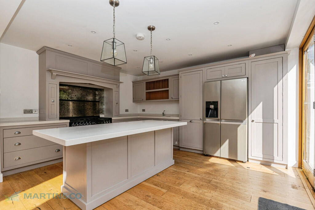 House in Guildford - View 5