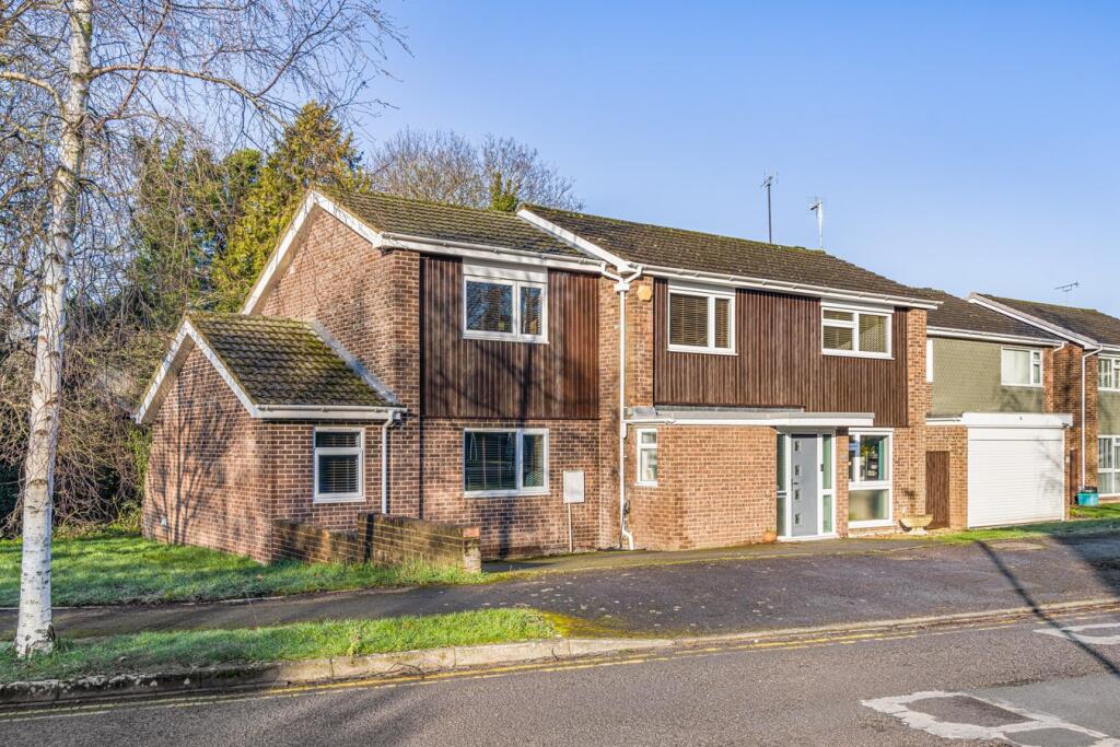 Main image of property: Merestones Drive, The Park, Cheltenham, GL50