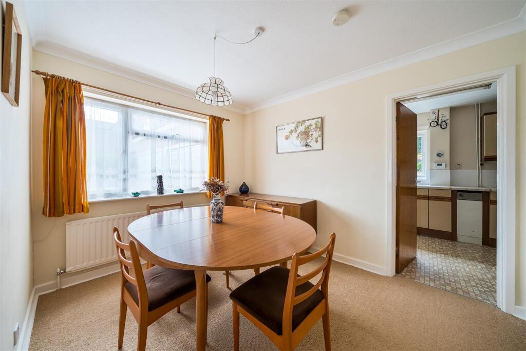 House in Guildford - View 5