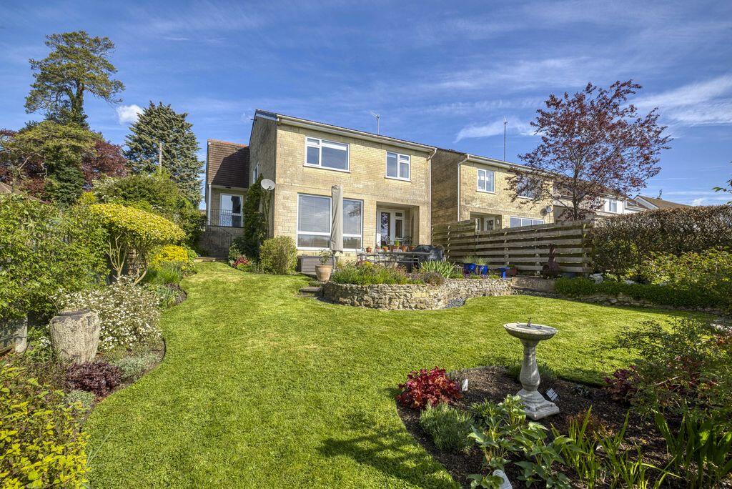 4 Bedroom Character Property in the Heart of Bruton