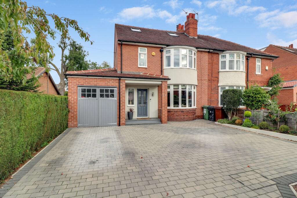 House in Leeds - View 2