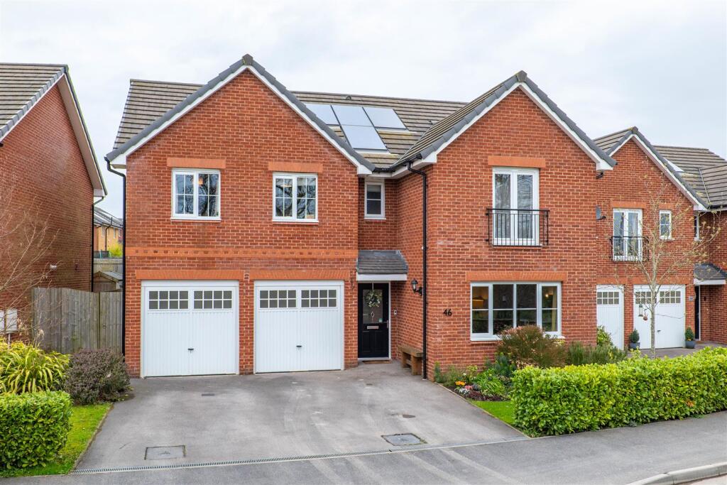 Main image of property: Rossendale Drive, Adlington, Chorley