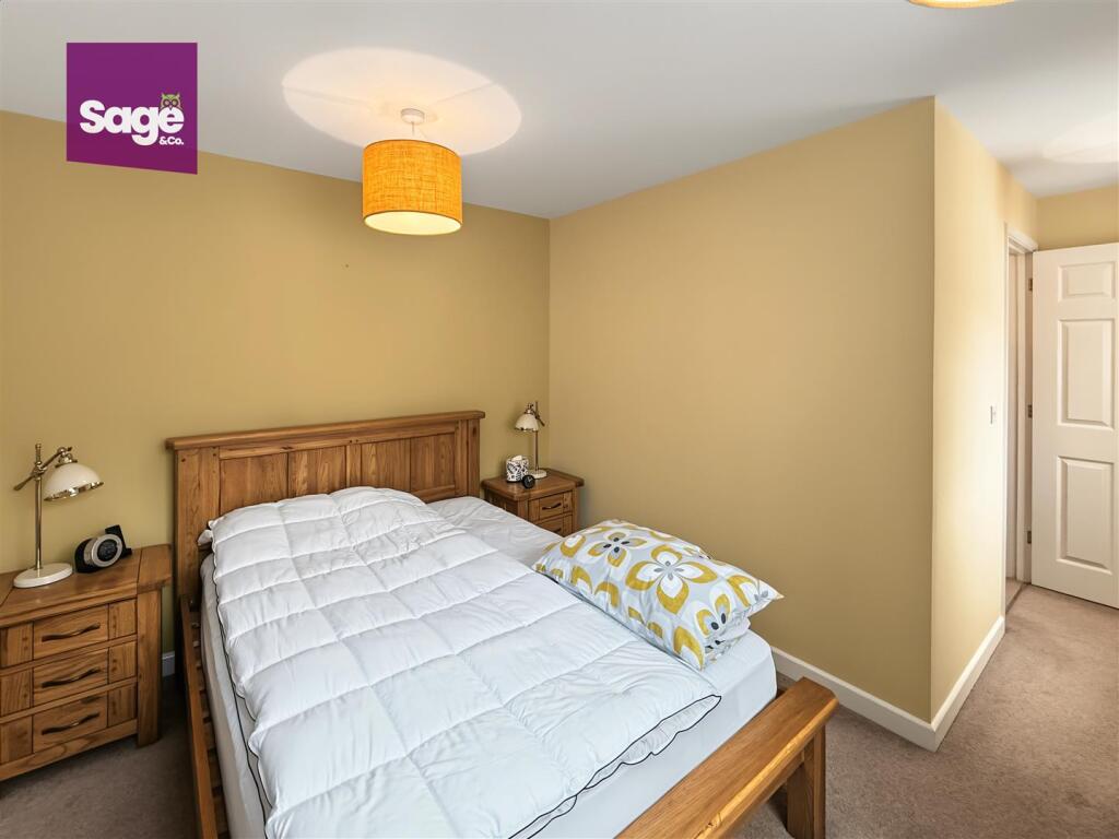 House in Newbridge, Caerphilly - View 5