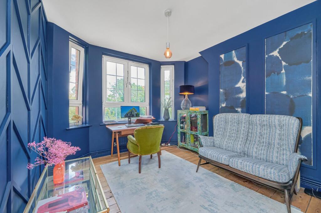 Apartment in London, Blenheim Gardens Estate, Streatham Hill - More