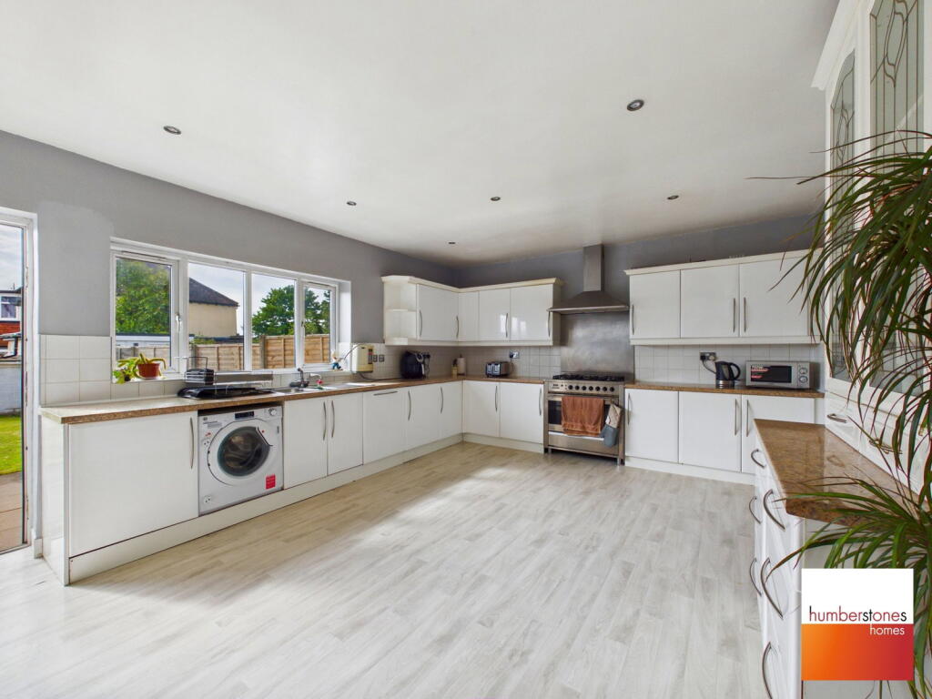 House in Sandwell, West Midlands - View 6