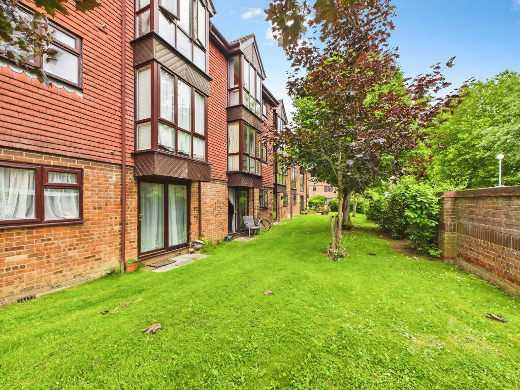 Main image of property: Tanyard Close, Horsham