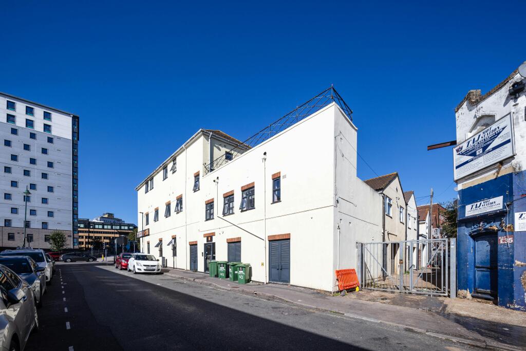 113 St Marys Road Southampton_17.jpg