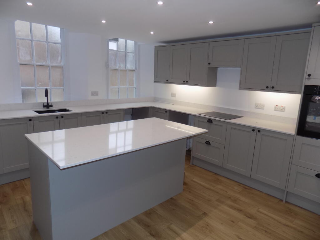 House in Ashbourne - View 5