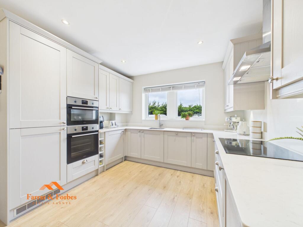 Emmott Court, Laneshawbridge, BB8 - More