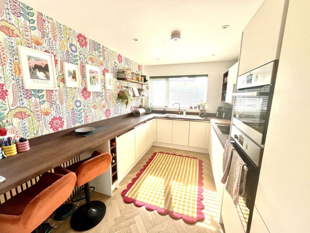 House in Tonbridge - View 5