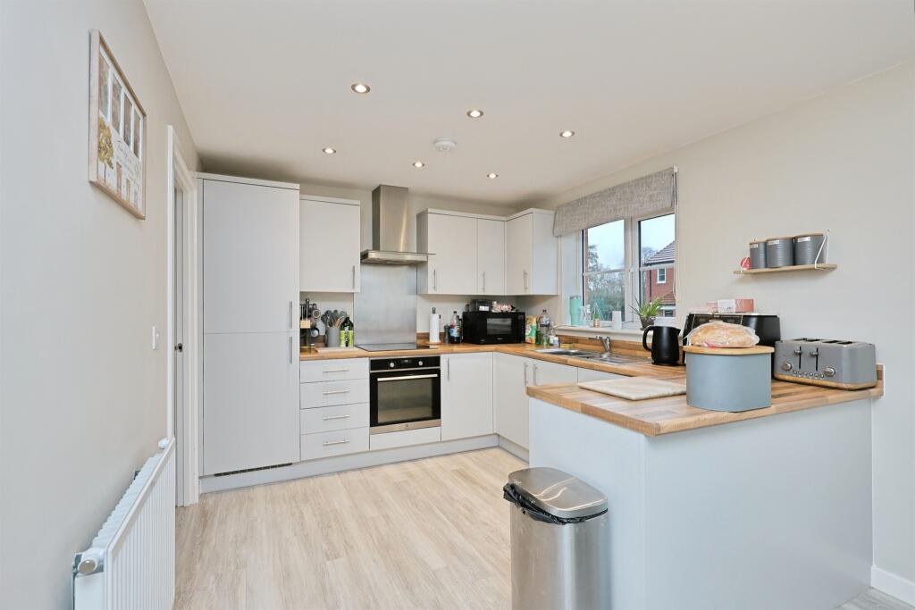 Lancaster Road, Swaffham photo 4