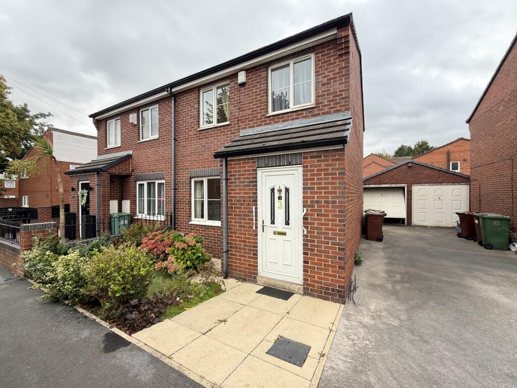 Main image of property: Cedar Walk, Featherstone, West Yorkshire, WF7