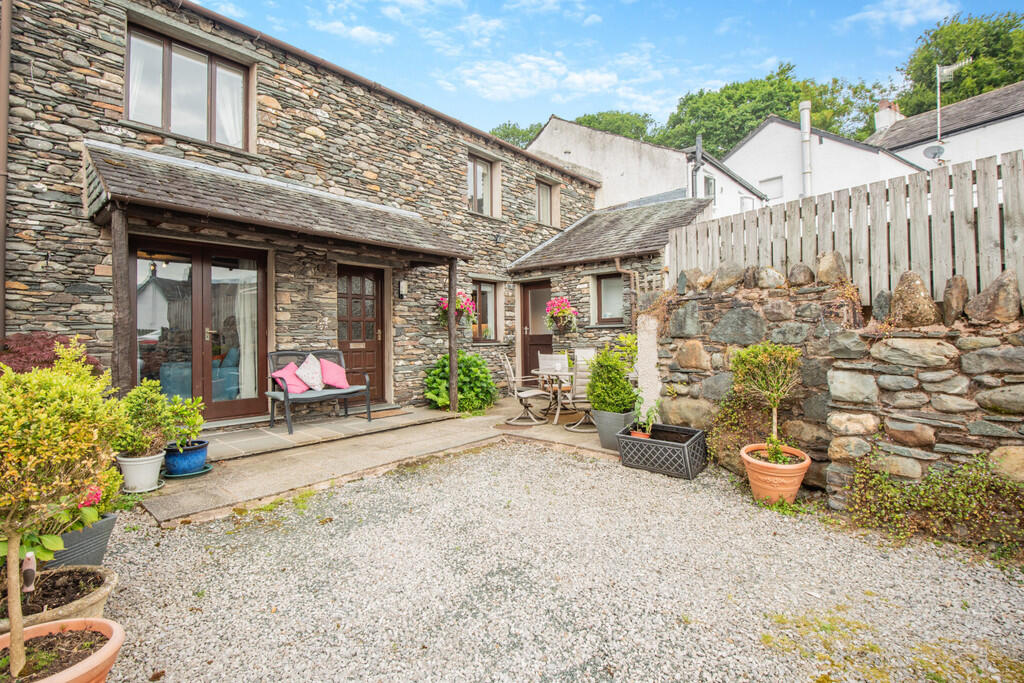 3-bed house on Barn House, Braithwaite, Keswick, Cumbria, CA12 5SY, £450,000