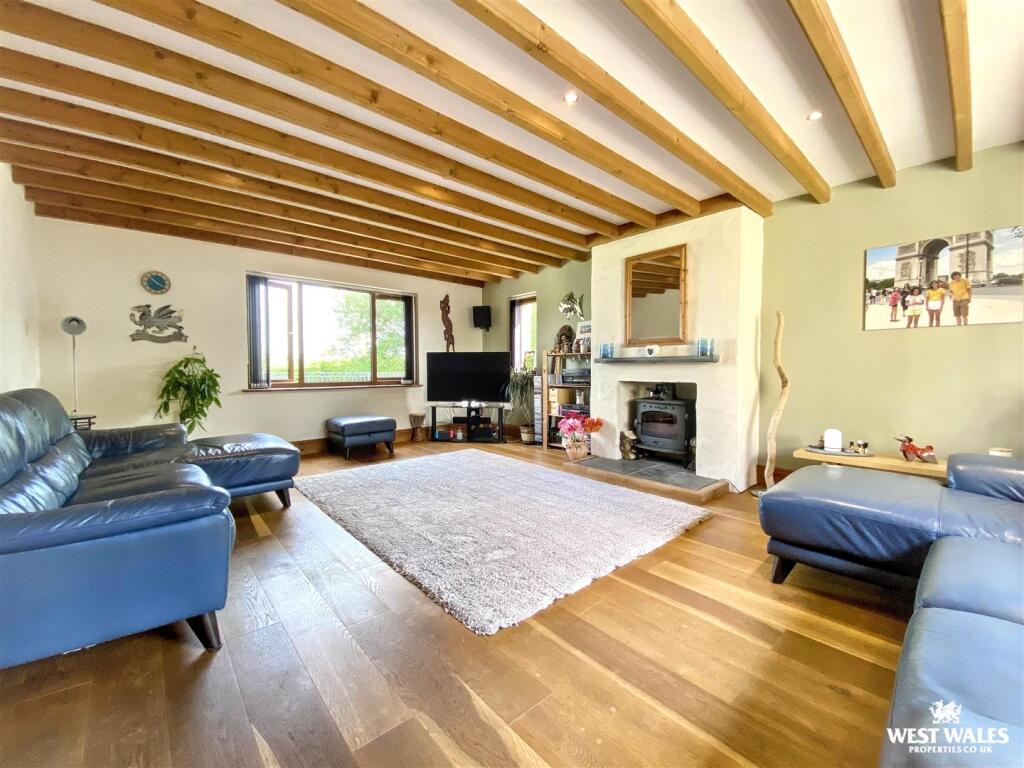 House in Croes-goch, Llanrhian - View 4