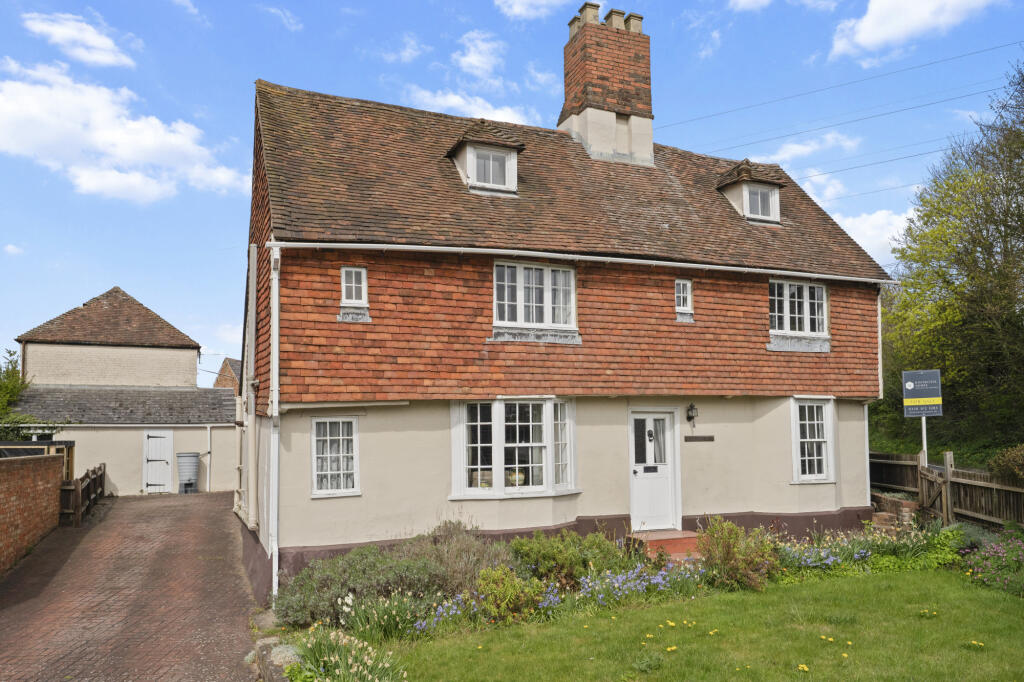 Main image of property: Boxley Road, Maidstone, ME14 3DN