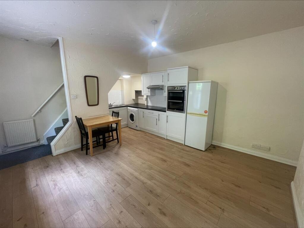 House in Kirklees, Paddock - View 2