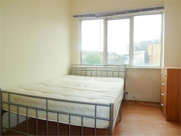 Apartment in London - View 5