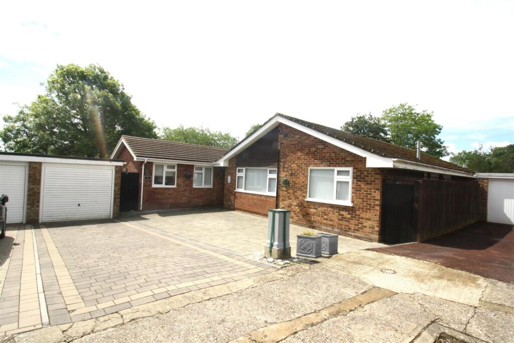 Main image of property: Formby Close, Bletchley, Milton Keynes