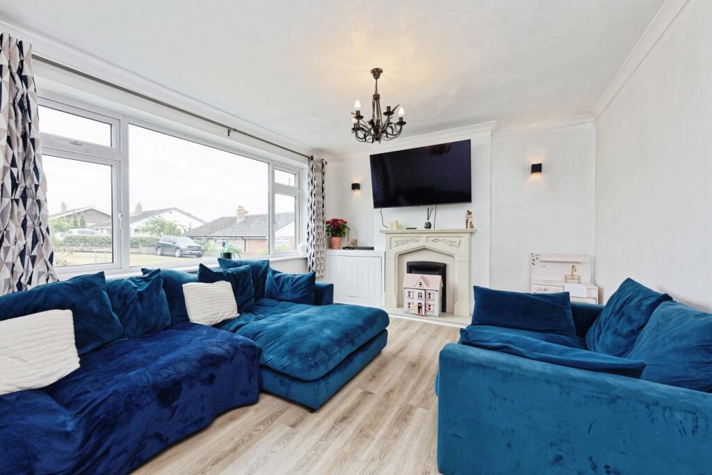 House in Canterbury, Sturry - View 3