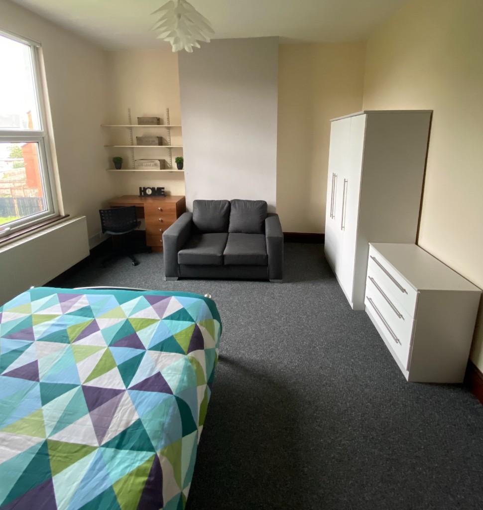 1 bedroom semi-detached house for rent