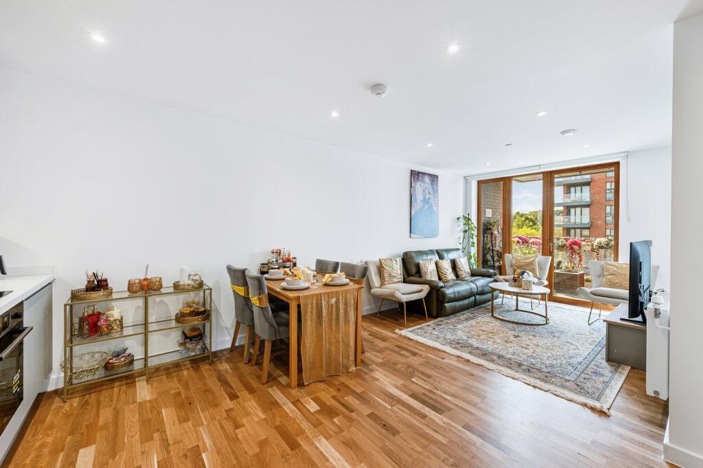 Main image of property: Copley Close, London, W7