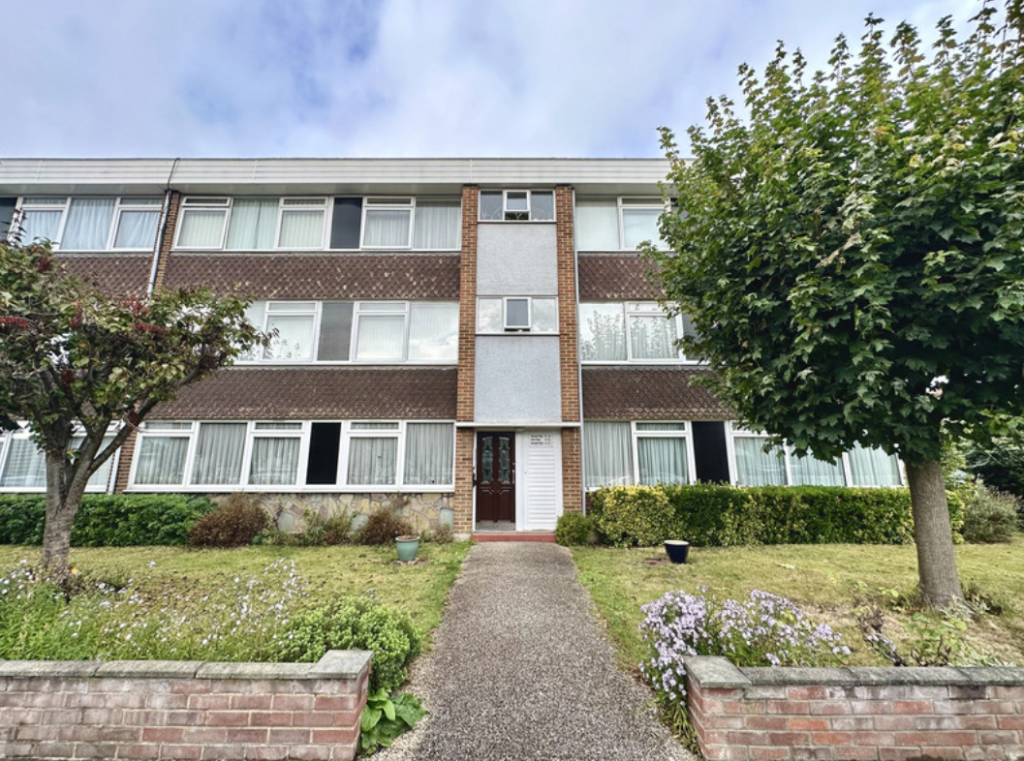 Main image of property: Barton Meadows, Barkingside, IG6
