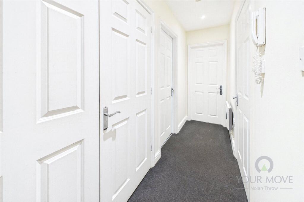 Apartment in Northampton - View 4