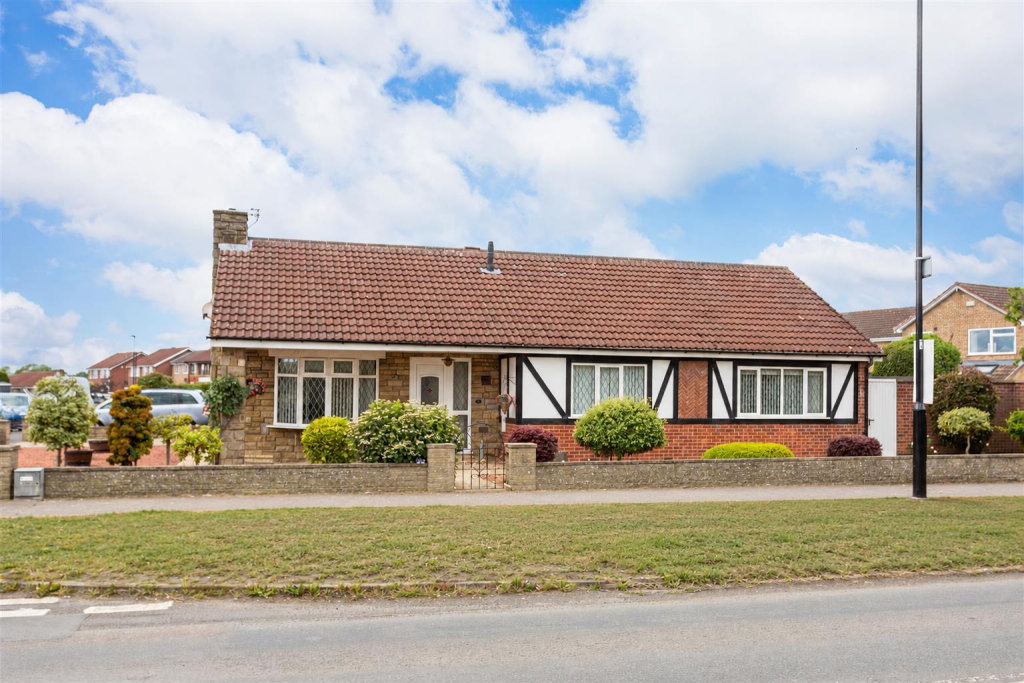 Main image of property: Barley Rise, Strensall, York