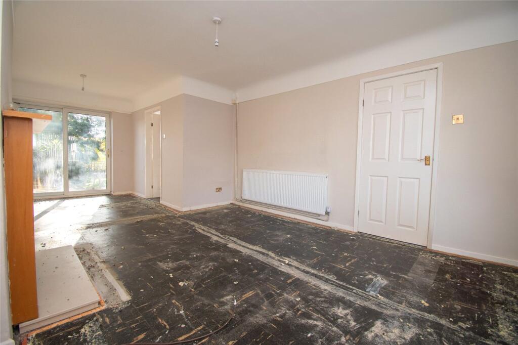 Milton Crescent, Heswall, Wirral photo 4
