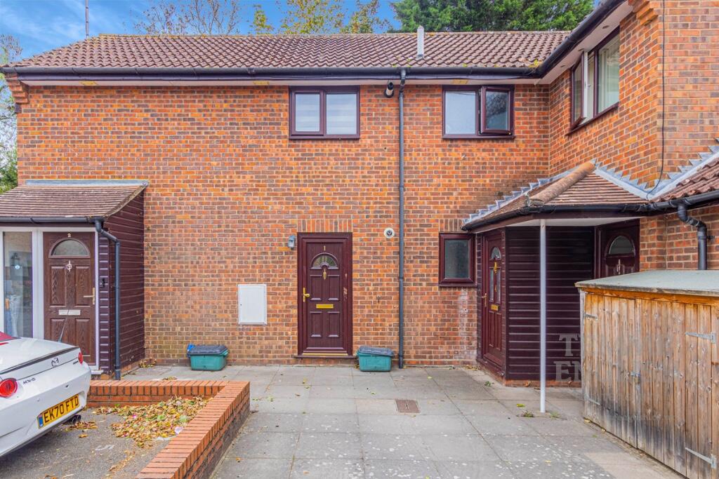 Main image of property: Rowhedge Road, Colchester, Essex, CO2