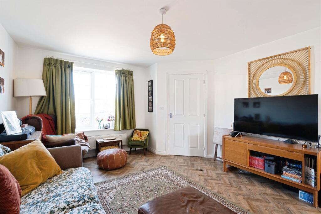 Kilham Way, Ferring, Worthing photo 4