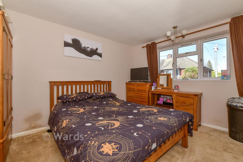 House in Canterbury - More