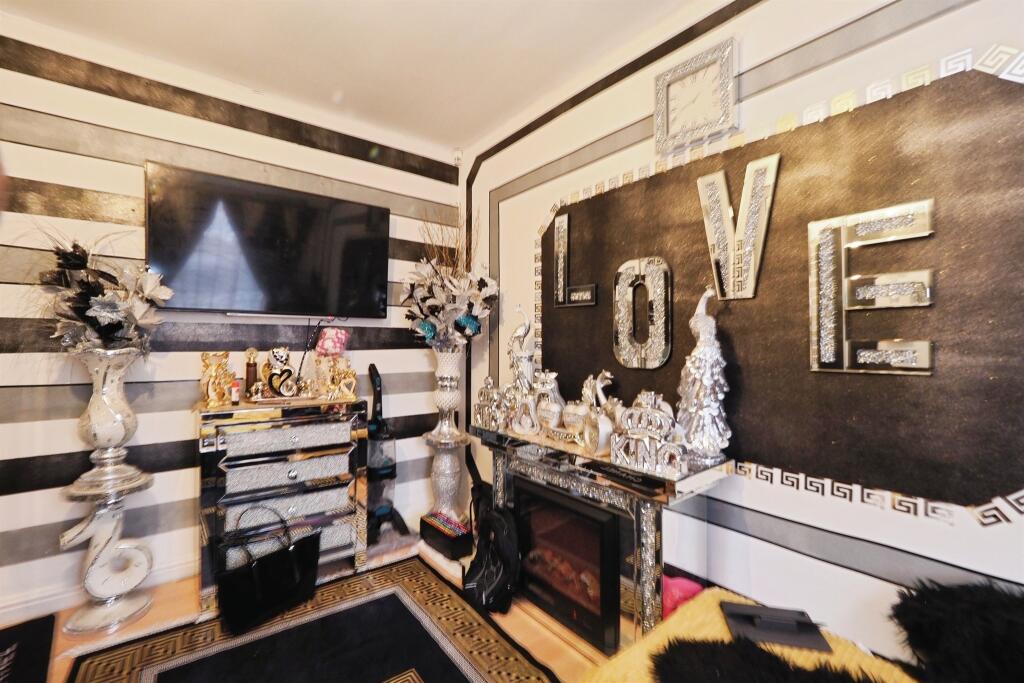 House in Nottingham, Radford - View 5