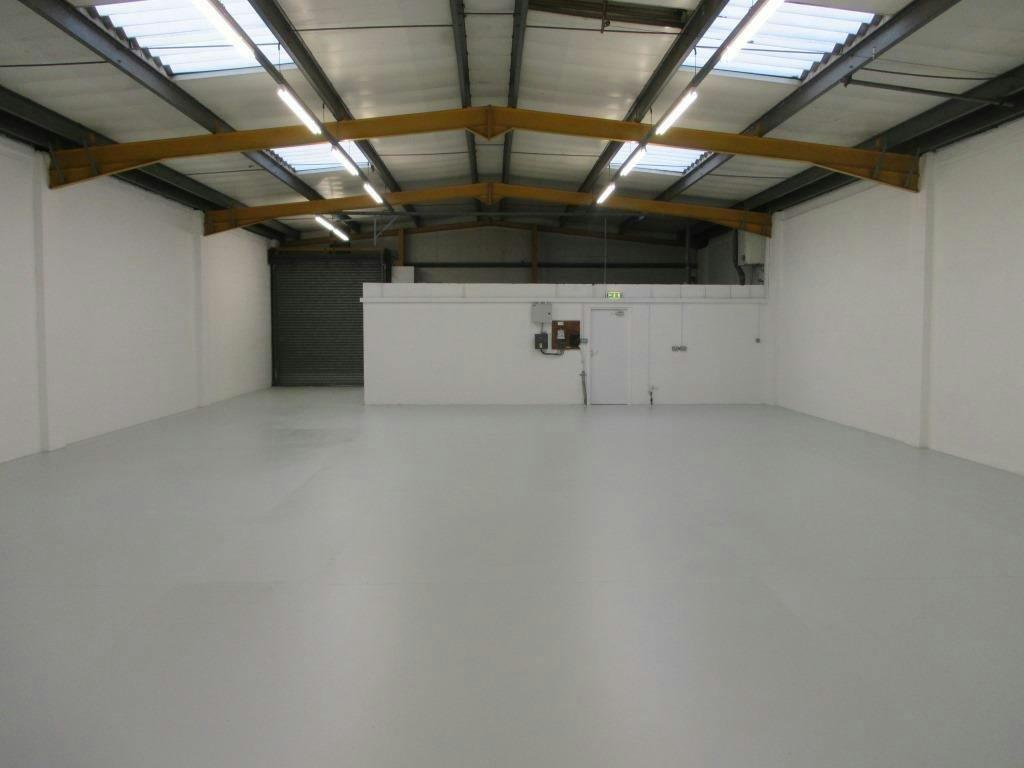 Avonbank typical internal warehouse 2.jpg